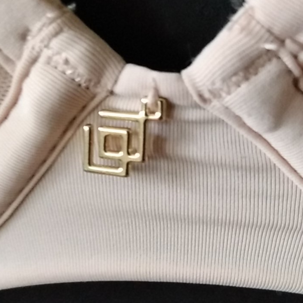 Bra - Picture 3 of 10